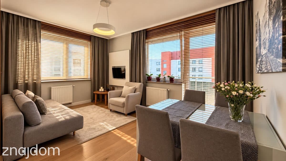NA SPRZEDAŻ - 2 POKOJE | BALKON | ŚW. KINGII