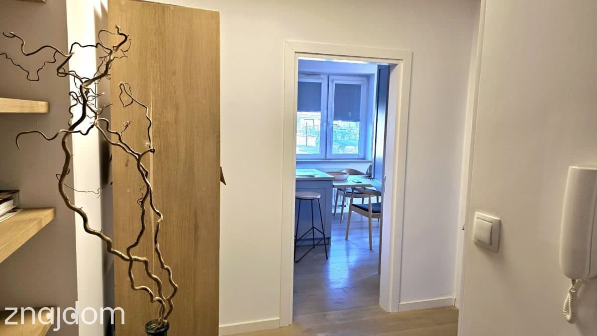 Przepiękne mieszkanie a ogródkiem - zdjęcie 8