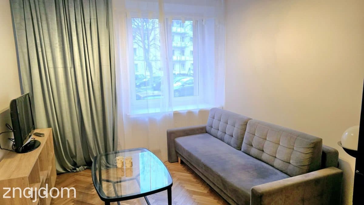 Trzy pokoje w samym centrum - zdjęcie 4