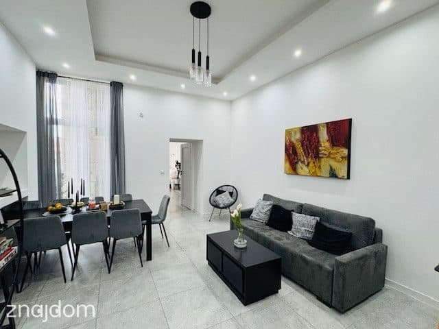 Apartament w kamienicy. Centrum Jarosławia. - zdjęcie 3