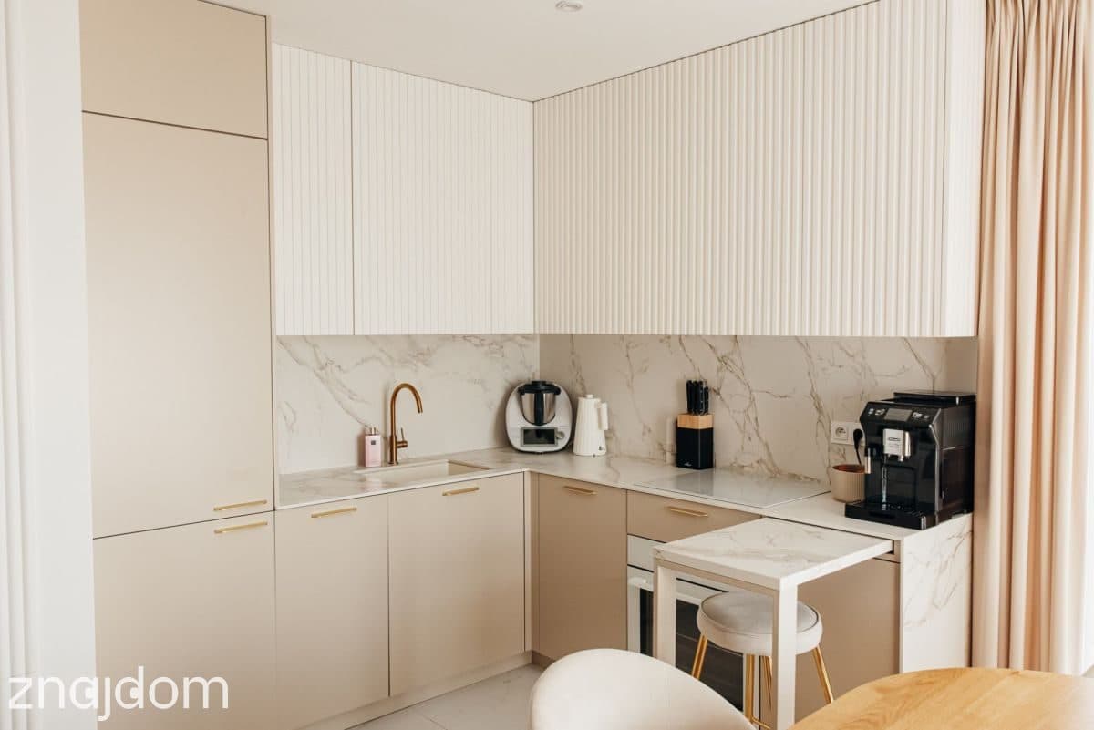 WYJĄTKOWY APARATMENT | 72 M2 + DUŻY TARAS | GARAŻ - zdjęcie 4