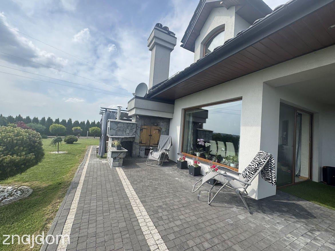 Wyjątkowa Rezydencja z Panoramicznym Widokiem - zdjęcie 15