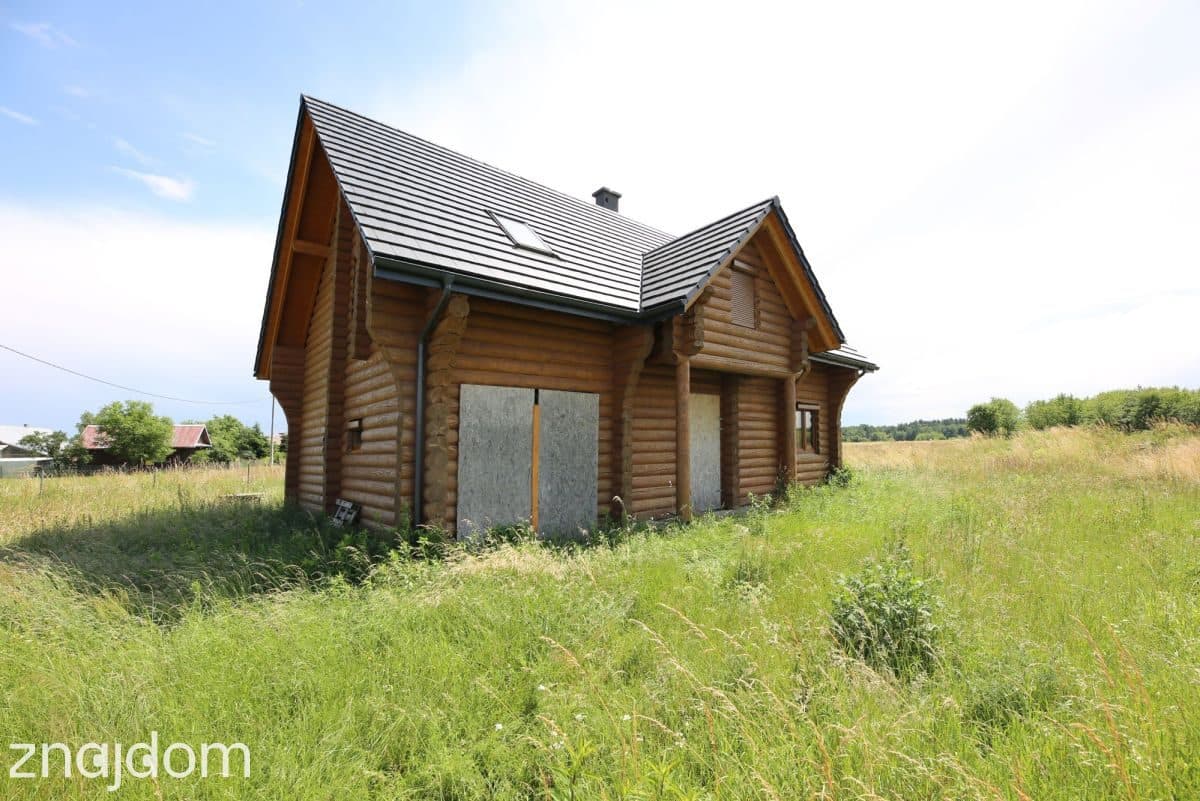 Drewniany dom z bali / 130 m2/ Pustków