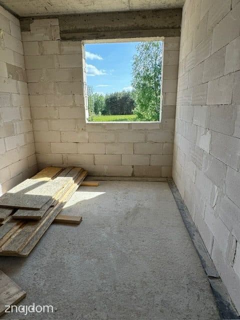 Duża porterówka przy lesie. - zdjęcie 14