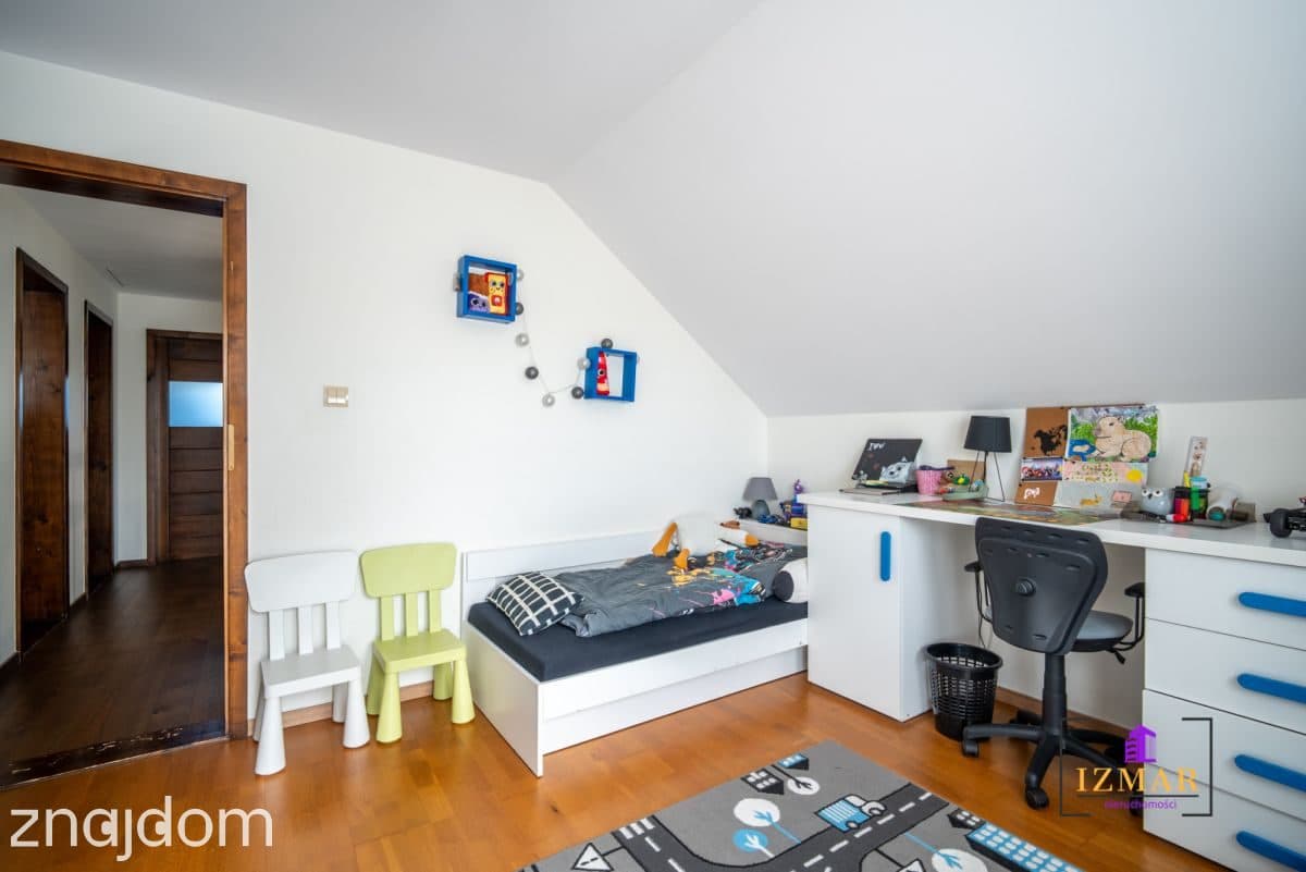 Komfortowy dom 131,6 m² na dużej działce 2567 m² - zdjęcie 17