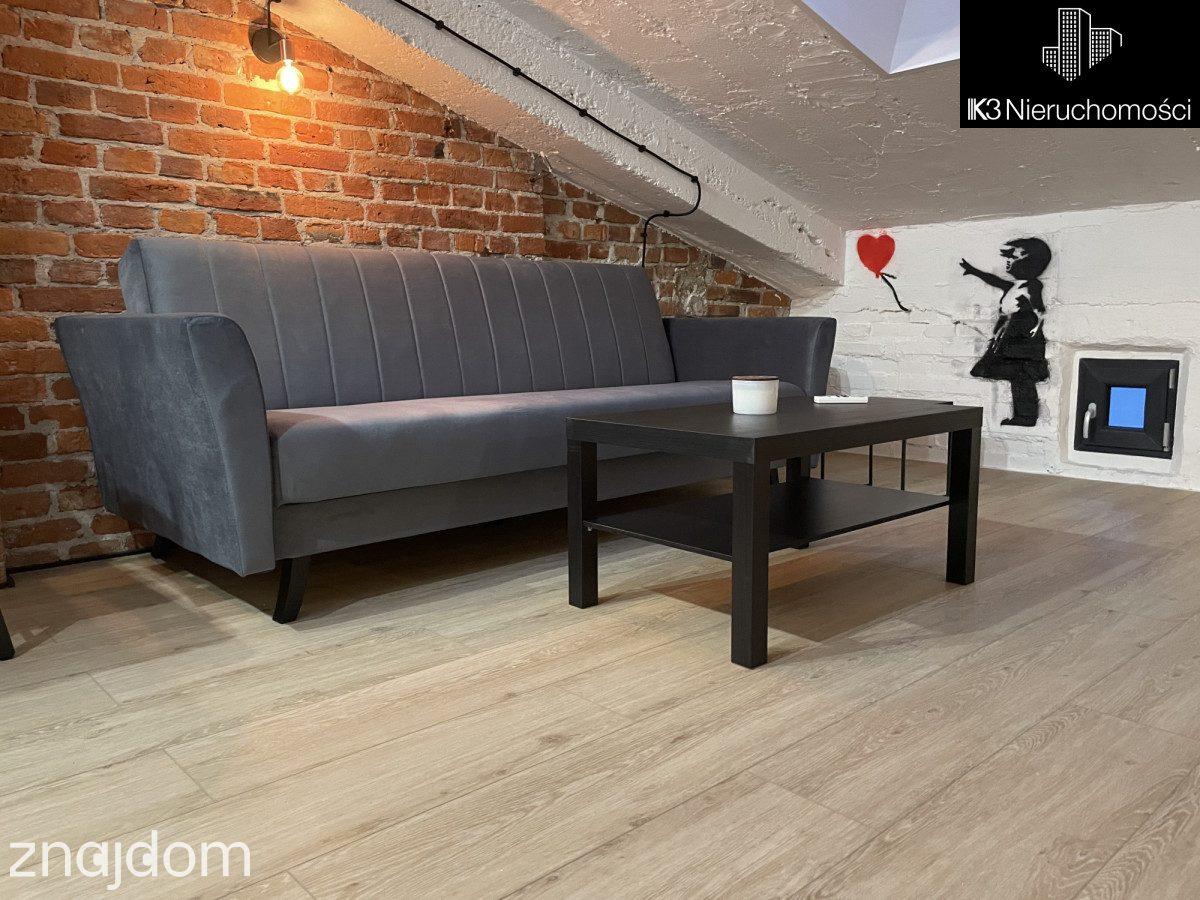 Klimatyczne studio w dobrej lokalizacji / Wola