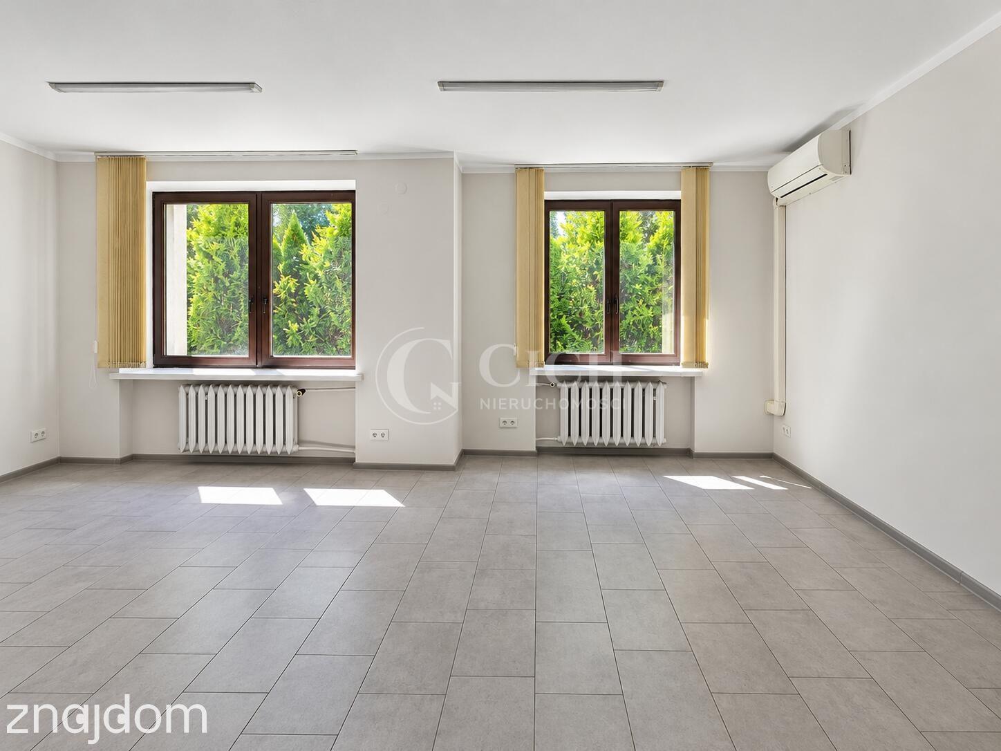 Lokal biurowy z przeszkleniami 38,6 m² | centrum Tarnowa | parter - zdjęcie 3