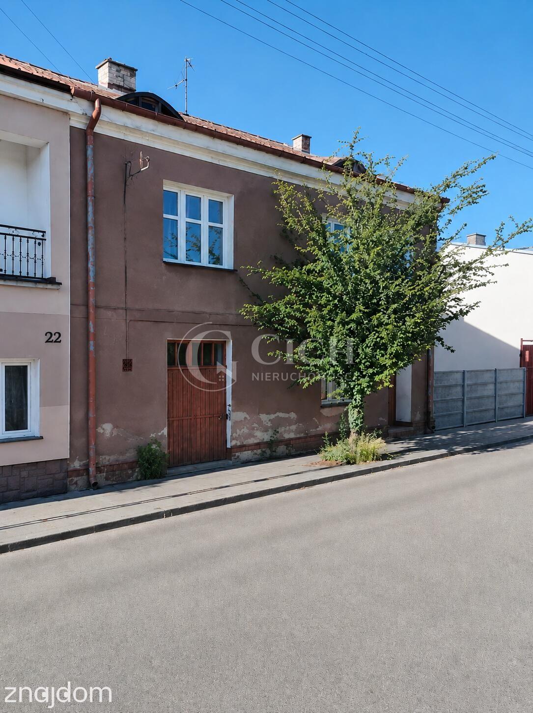 Dom z potencjałem inwestycyjnym | Przasnysz | 198,42 m² | Dwa wjazdy