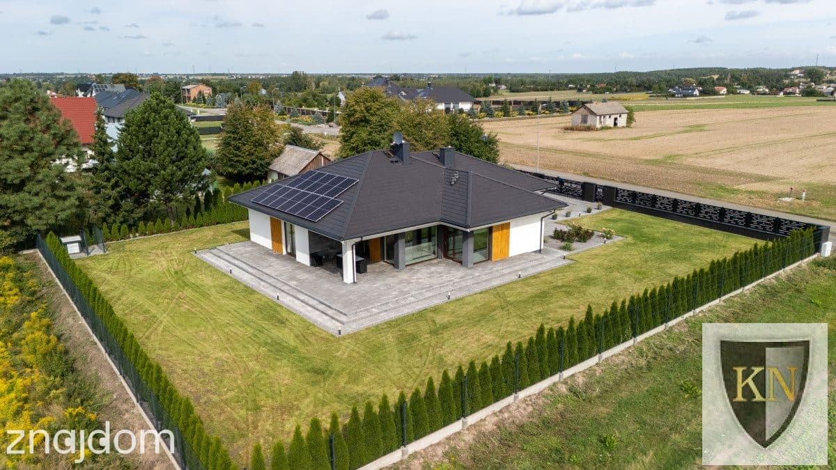 Dom z windą i dużym garażem - Łuszczów Pierwszy - zdjęcie 3