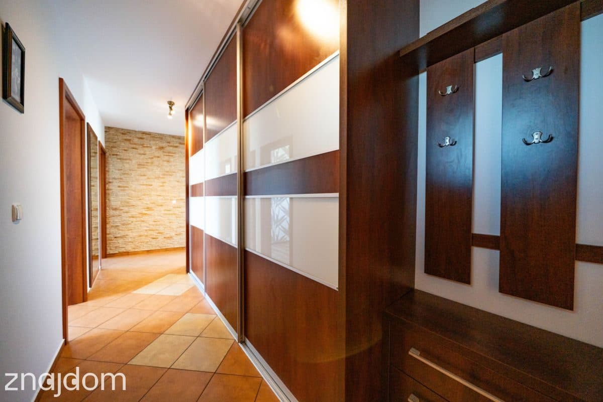 3 pokoje|duży balkon|hala garażowa|piwnica - zdjęcie 16