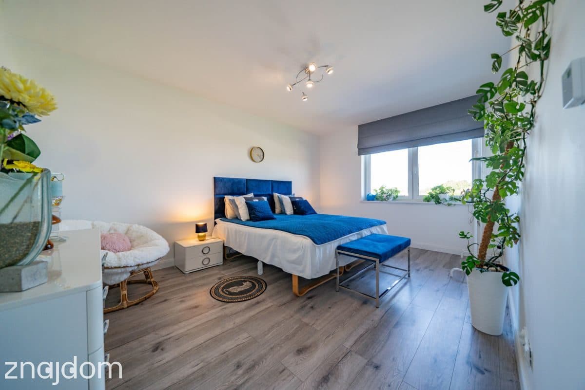 Nowoczesny bliźniak z dużą działką/taras/jacuzzi - zdjęcie 21