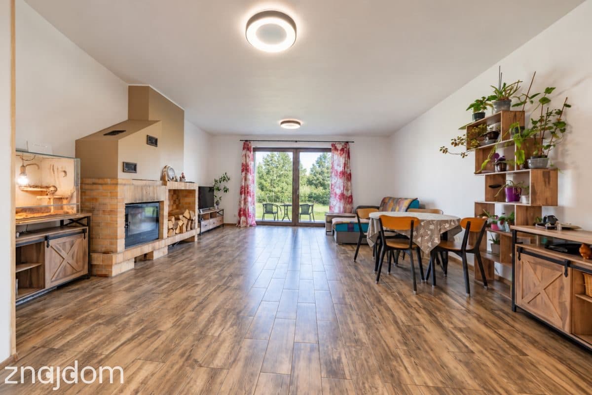 Jedyny bungalow w Tuchomiu! Kominek, duży ogród