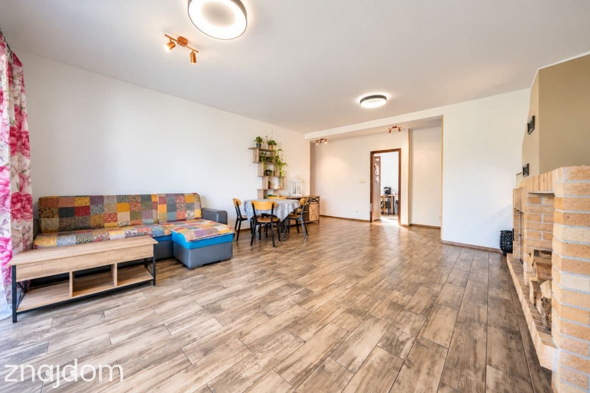 Jedyny bungalow w Tuchomiu! Kominek, duży ogród - zdjęcie 2