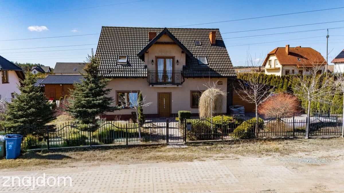 Komfortowy dom I BAJKOWY OGRÓD I Kameralność - zdjęcie 5