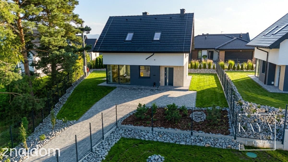 Nowe piękne domy w Sierakowie koło Wieliczki - zdjęcie 4