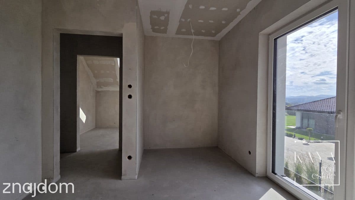 Nowe piękne domy w Sierakowie koło Wieliczki - zdjęcie 17
