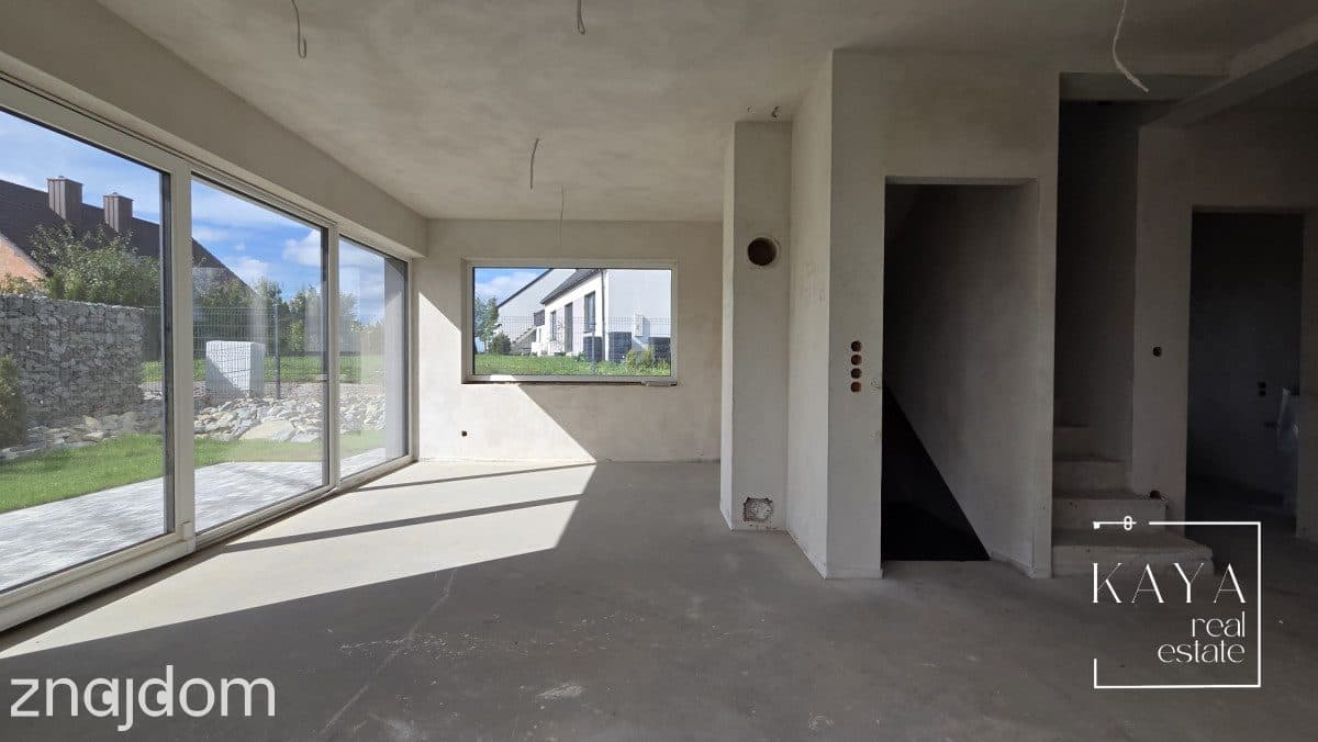 Nowe piękne domy w Sierakowie koło Wieliczki - zdjęcie 14