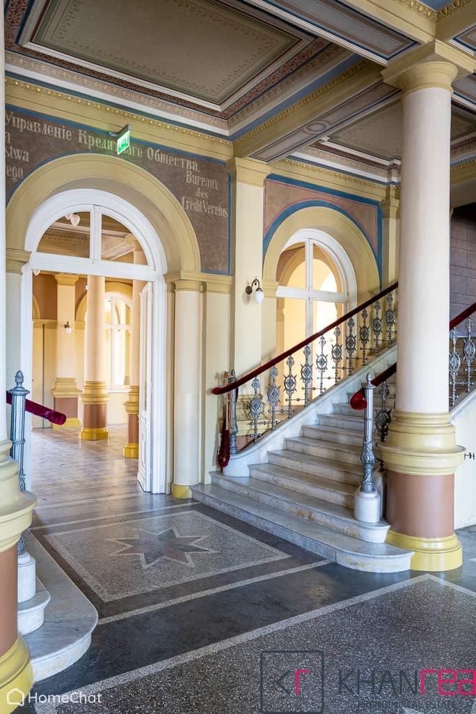 Zabytkowy budynek z XIX wieku, centrum Łódź