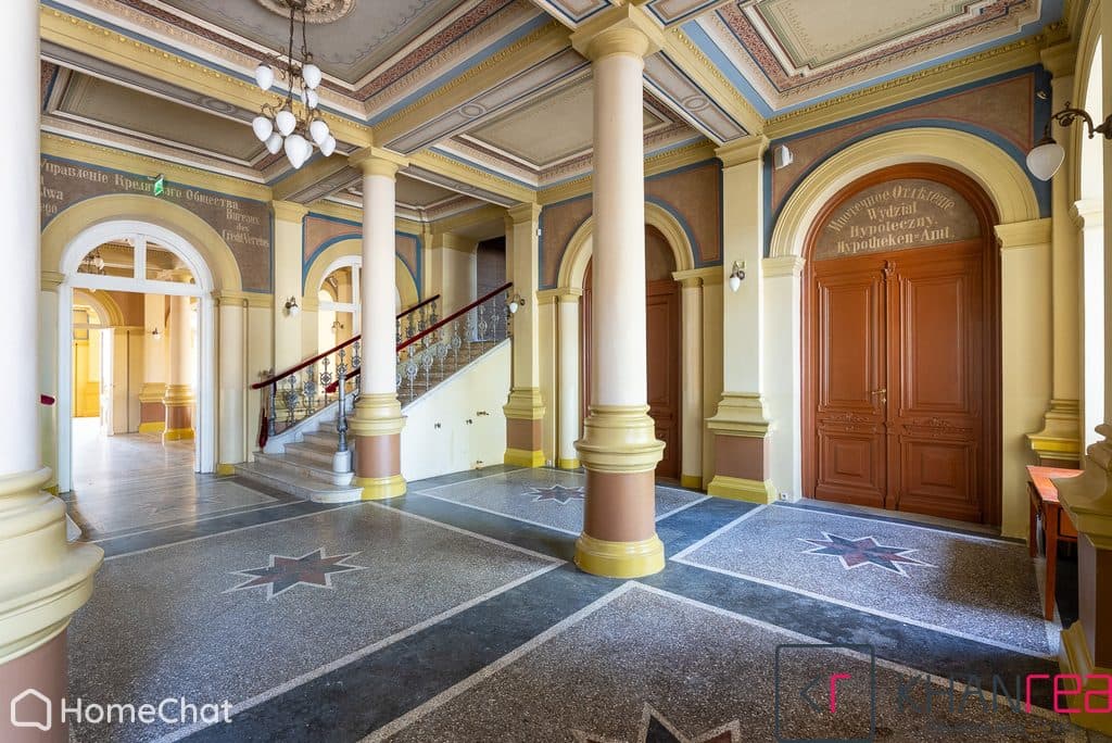 Zabytkowy budynek z XIX wieku, centrum Łódź