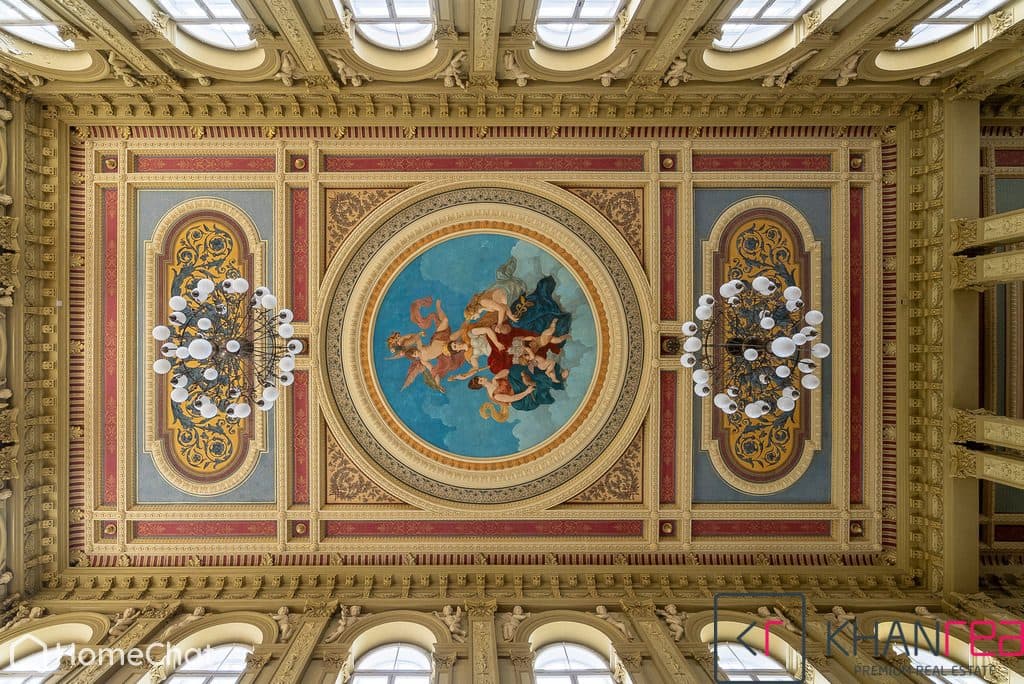 Zabytkowy budynek z XIX wieku, centrum Łódź