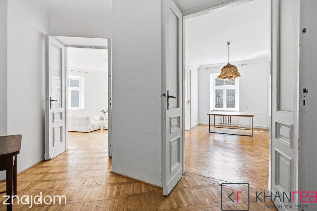 100m2 w kamienicy na Koszykowej - zdjęcie 2