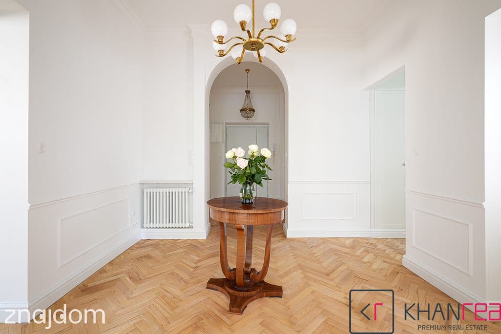Reprezentacyjny apartament przy parku Łazienkowskim - zdjęcie 12