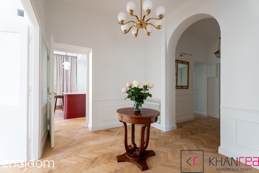 Reprezentacyjny apartament przy parku Łazienkowskim - zdjęcie 3