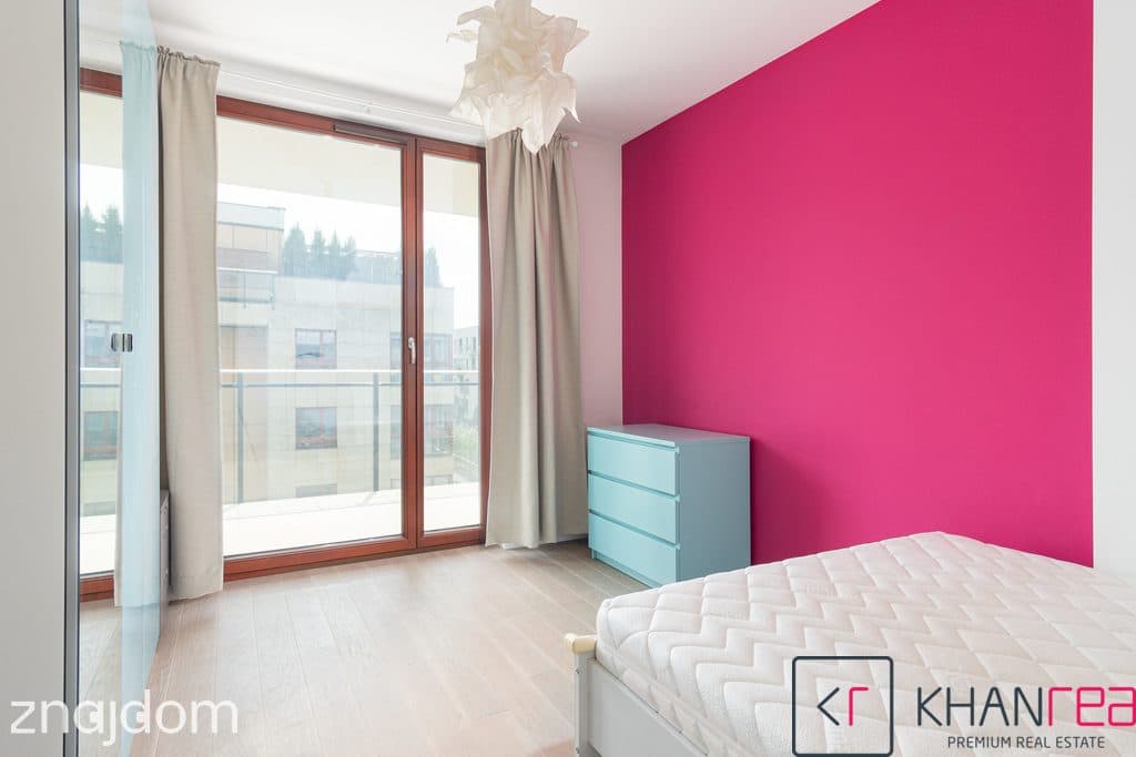 Słoneczne, duży balkon, funkcjonalnie wyposażone ! - zdjęcie 8
