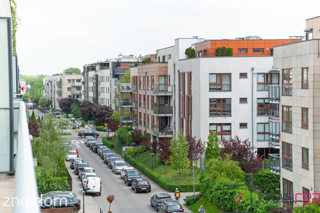 Słoneczne, duży balkon, funkcjonalnie wyposażone ! - zdjęcie 15