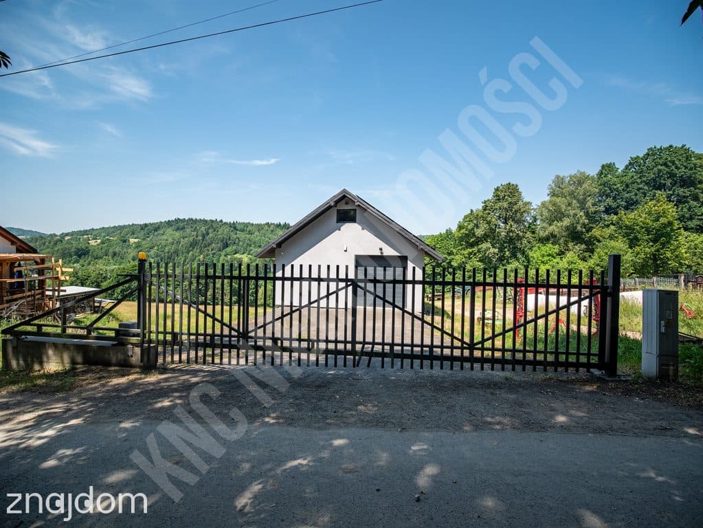 Magazyn z potencjałem rozbudowy na działce 1 900 m - zdjęcie 2