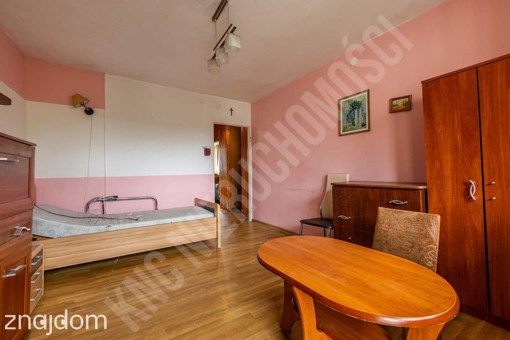Mieszkanie 46 m2, centrum, do remontu. Polecamy - zdjęcie 9