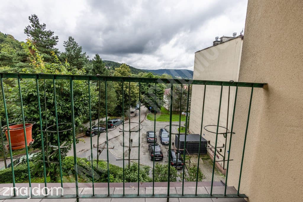 Mieszkanie 46 m2, centrum, do remontu. Polecamy - zdjęcie 11