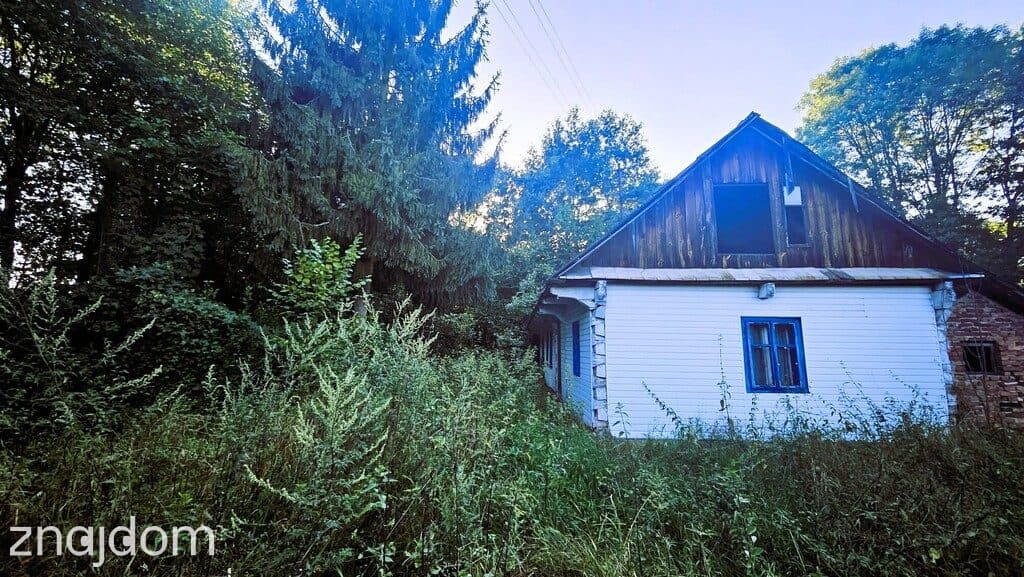 Dom drewniany- Bratucice, gm. Rzezawa- MAŁOPOLSKA - zdjęcie 2