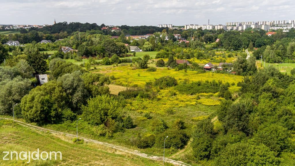 Działka budowlana ~14 arów z bezterminową WZ - zdjęcie 8