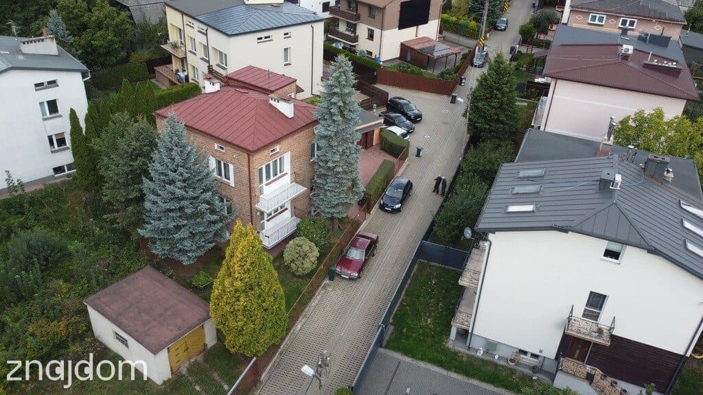 Zamieszkaj blisko centrum w spokojnym miejscu.