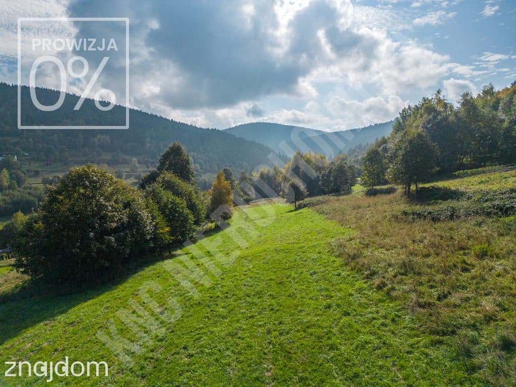 Enklawa ciszy i spokoju–działka budowlana 2100m²