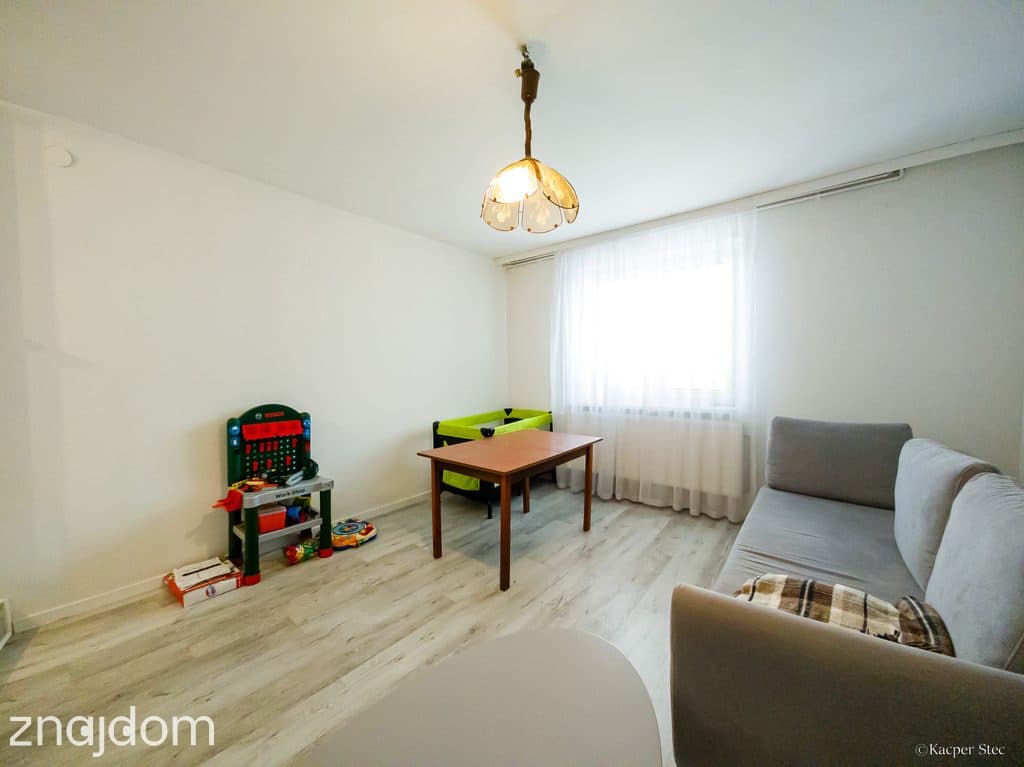 Duży dom z 20 arową działką w Roztoce! - zdjęcie 12