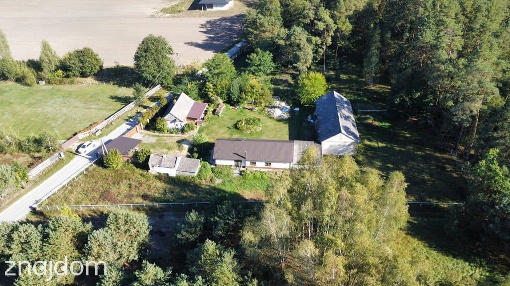 Siedlisko 1,1 ha (dwa domy) przy lesie - Siekierka Nowa gm. Chotcza. - zdjęcie 3