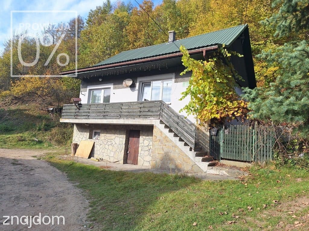 Dom na kamiennej podmurówce, działka 721 m² | Sucha Beskidzka