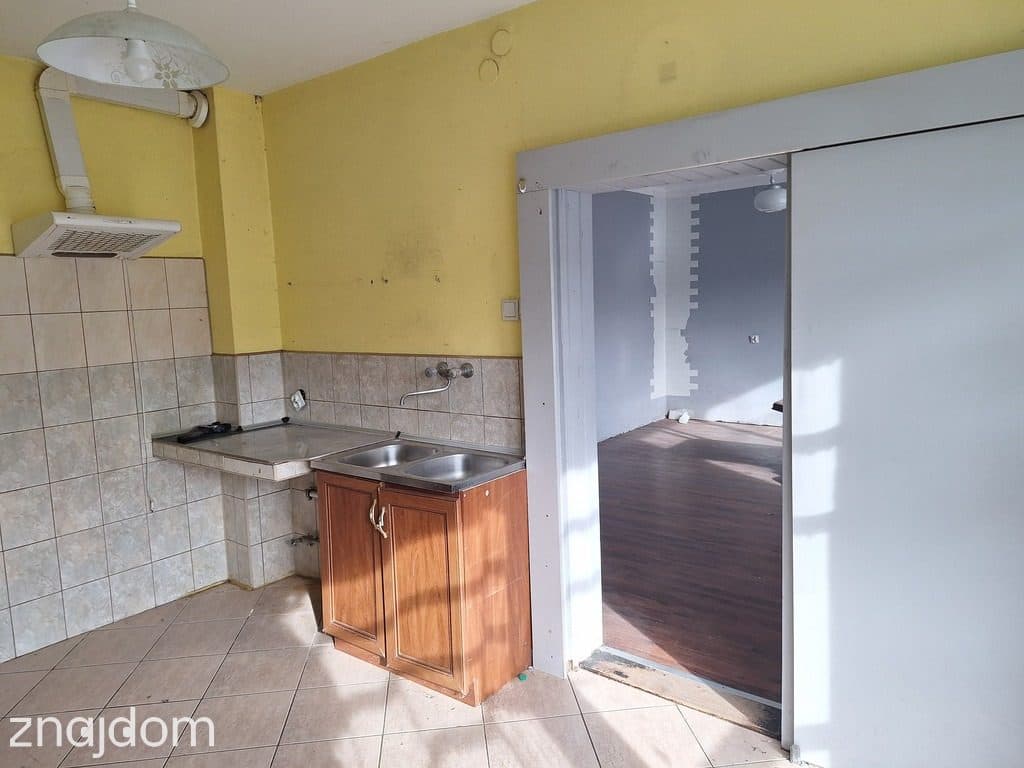 Dom na kamiennej podmurówce, działka 721 m² | Sucha Beskidzka - zdjęcie 13