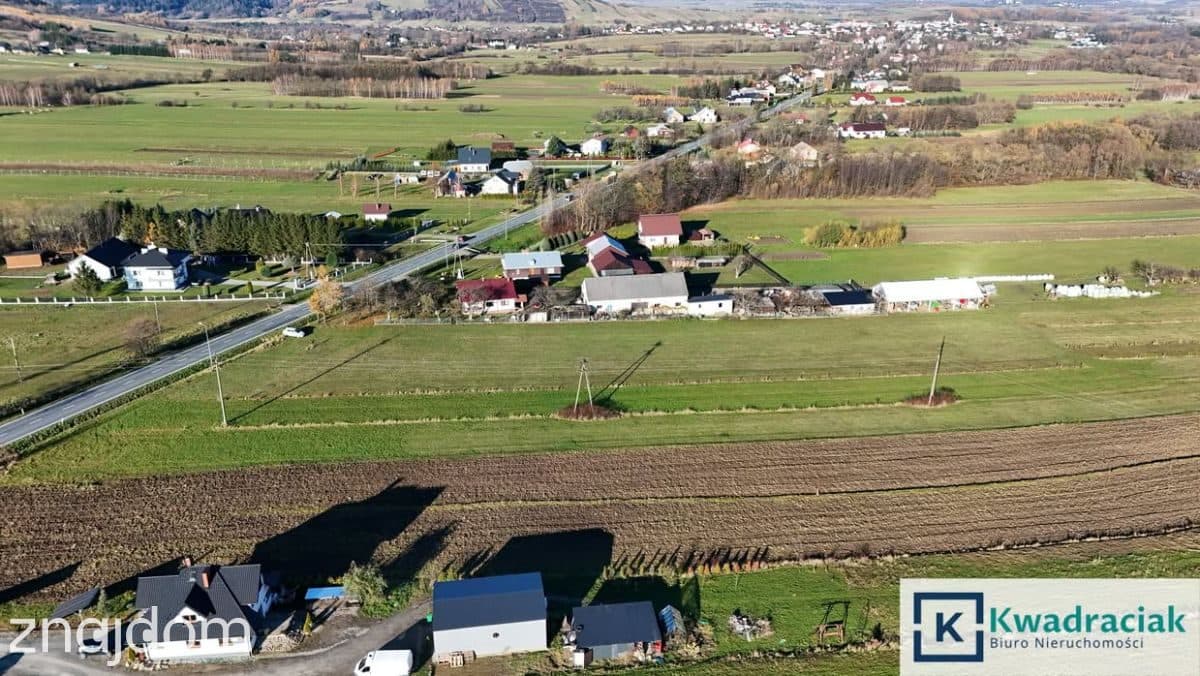 Dużą działka 0,93 ha z mediami - Nowy Żmigrodzie - zdjęcie 6