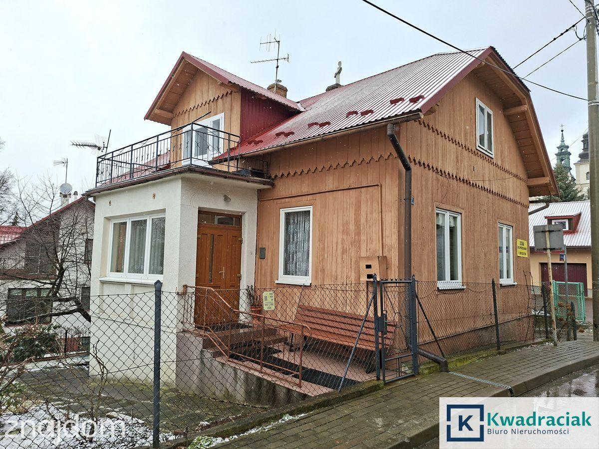 Dom drewniany w centrum Btrzozowa
