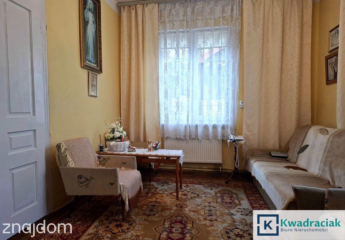 Dom drewniany w centrum Btrzozowa - zdjęcie 7