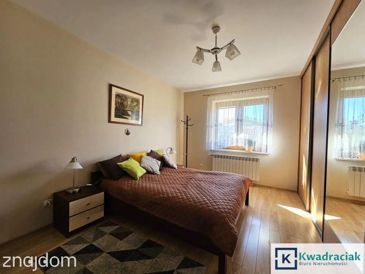 Atrakcyjny dom w Żarnowcu - zdjęcie 13