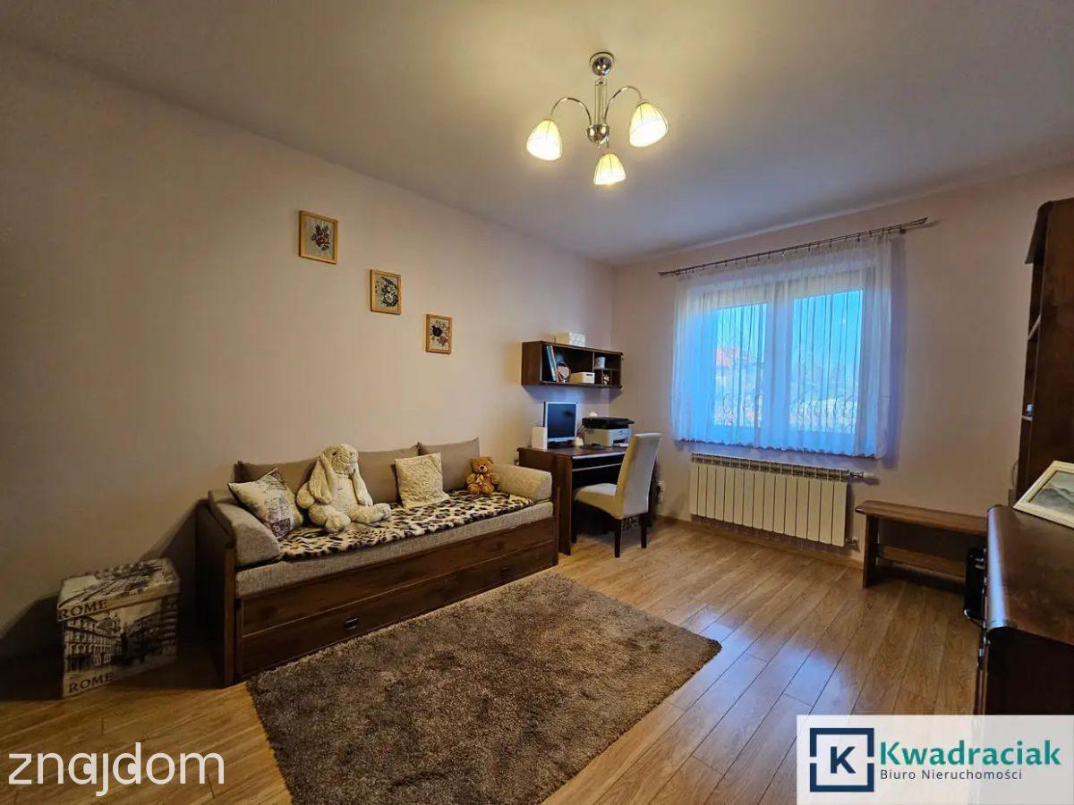 Atrakcyjny dom w Żarnowcu - zdjęcie 15