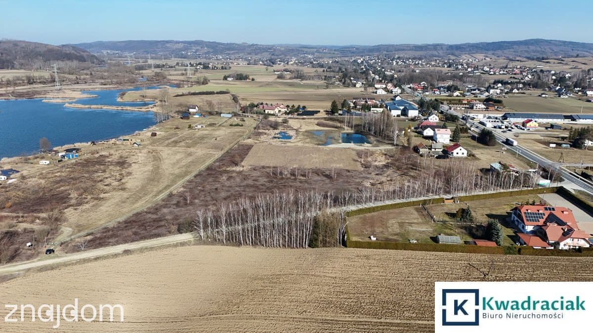 Działka inwestycyjna 1,41 ha przy drodze krajowej - zdjęcie 4