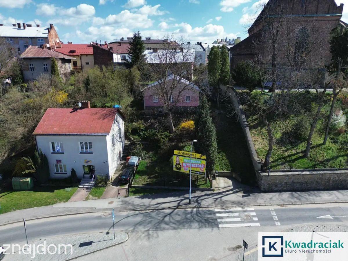 Dom w centrum Krosna – inwestycja lub do zamieszka - zdjęcie 2