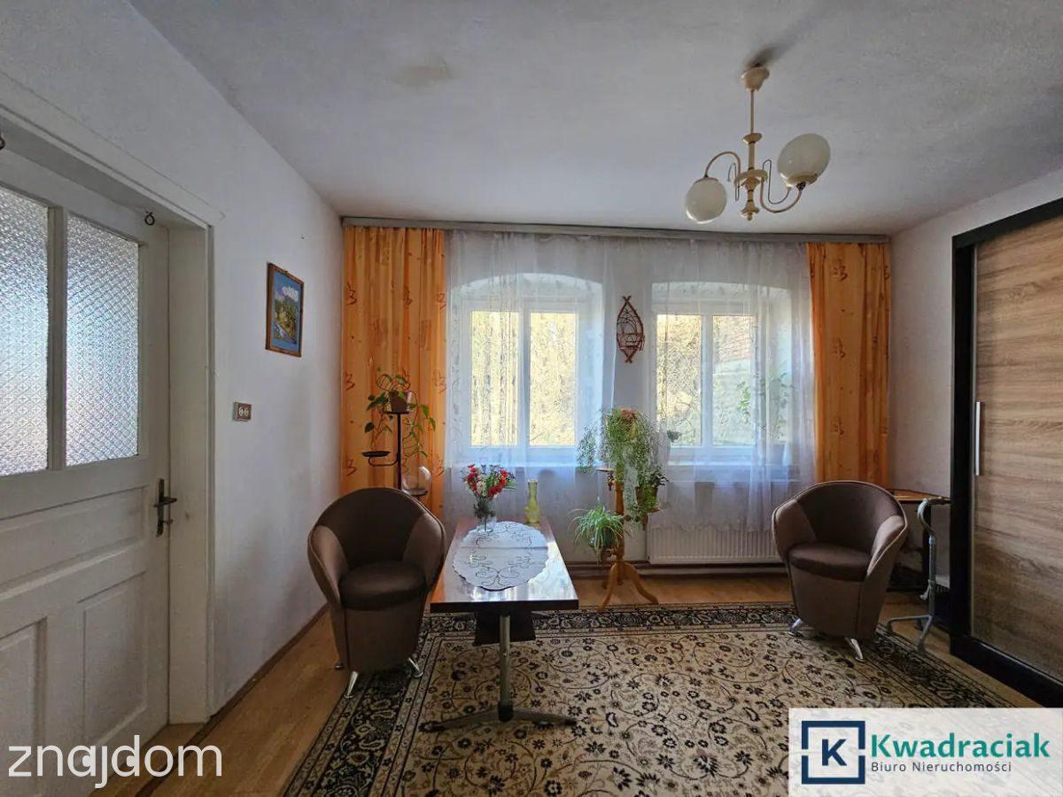 Dom w centrum Krosna – inwestycja lub do zamieszka - zdjęcie 6