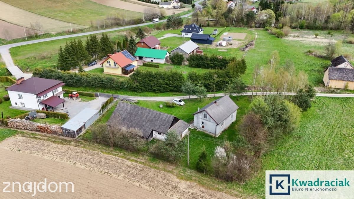 Gogołów – dom z budynkami gosp. w zielonej okolicy - zdjęcie 14