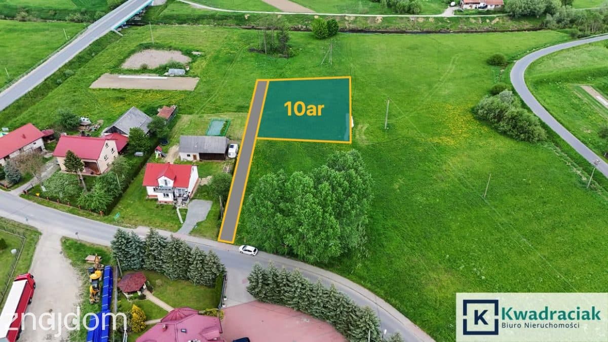 Bzianka – 9,77 ar przy drodze